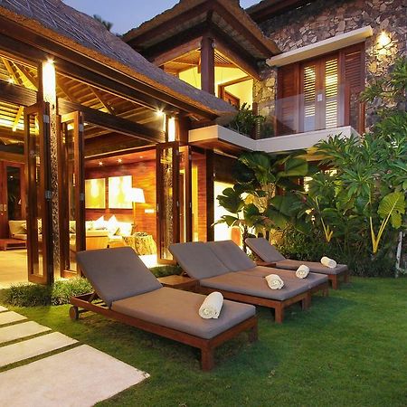 Villa Suar Drupadi Seminyak  Exterior photo