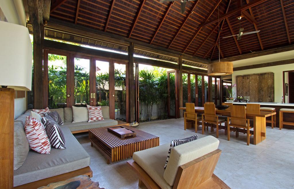 Villa Suar Drupadi Seminyak  Exterior photo