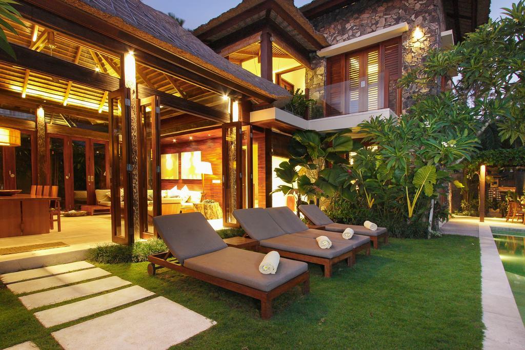 Villa Suar Drupadi Seminyak  Exterior photo