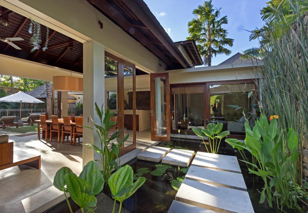 Villa Suar Drupadi Seminyak  Exterior photo