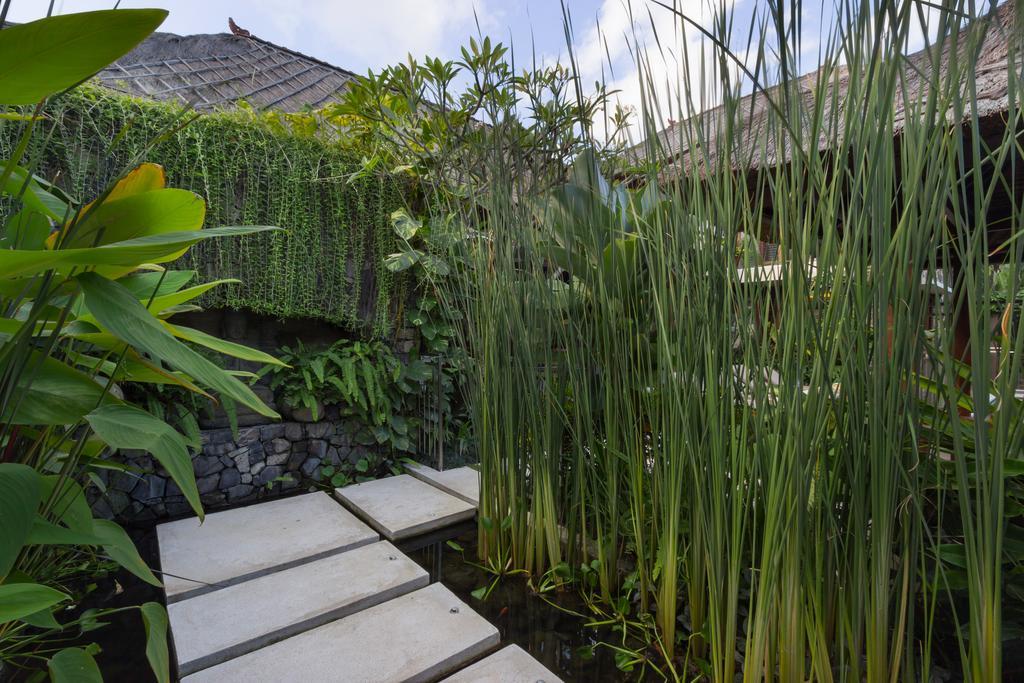 Villa Suar Drupadi Seminyak  Exterior photo